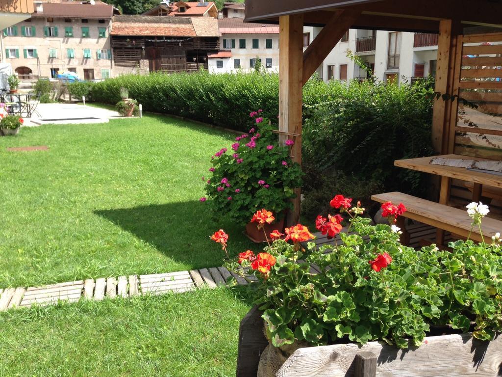 Appartamento Rose Di Bosco Predazzo Esterno foto